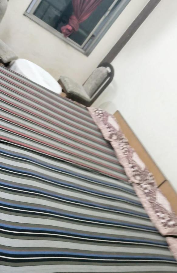 Gandhi Ganaga Guest House Varanasi Eksteriør billede