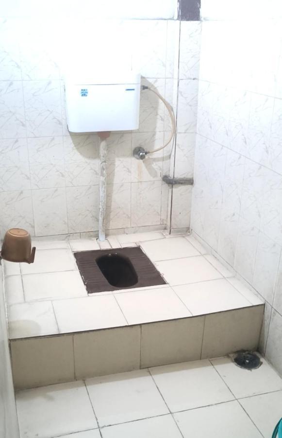 Gandhi Ganaga Guest House Varanasi Eksteriør billede