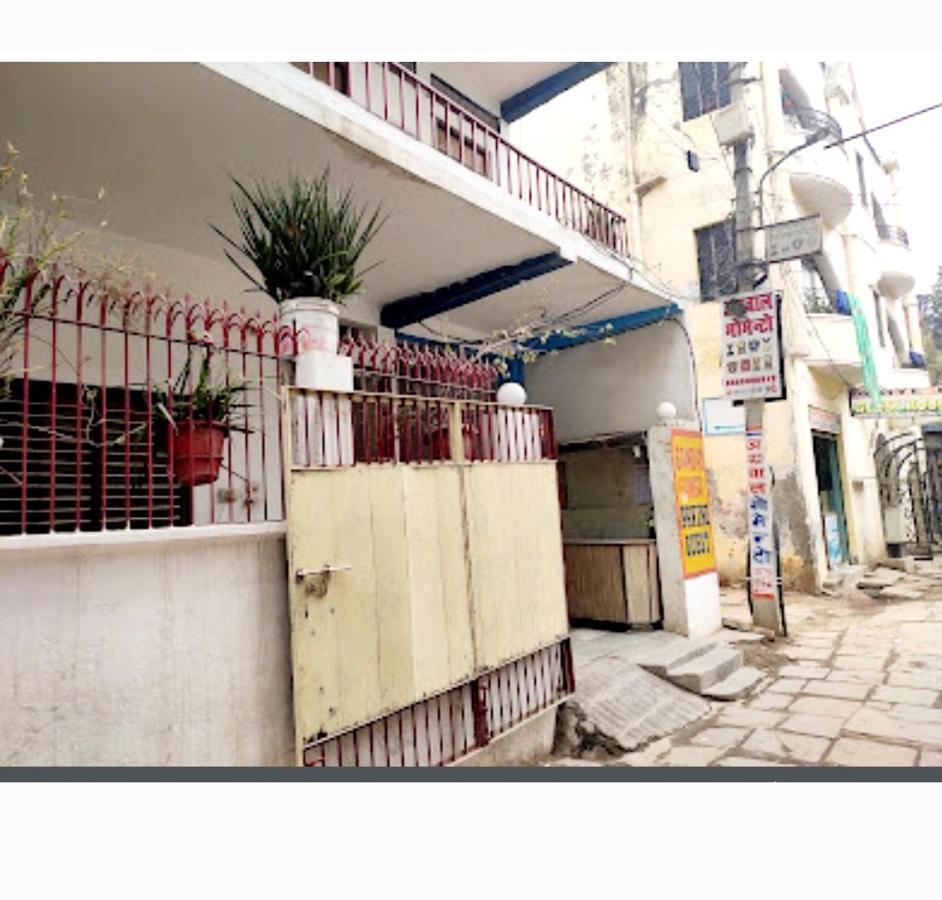 Gandhi Ganaga Guest House Varanasi Eksteriør billede